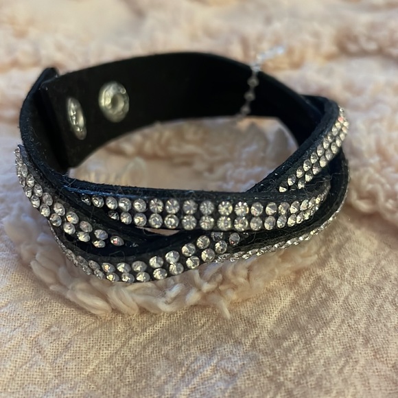 Faux Suede & Rhinestone Twist Bracelet - Picture 3 of 4
